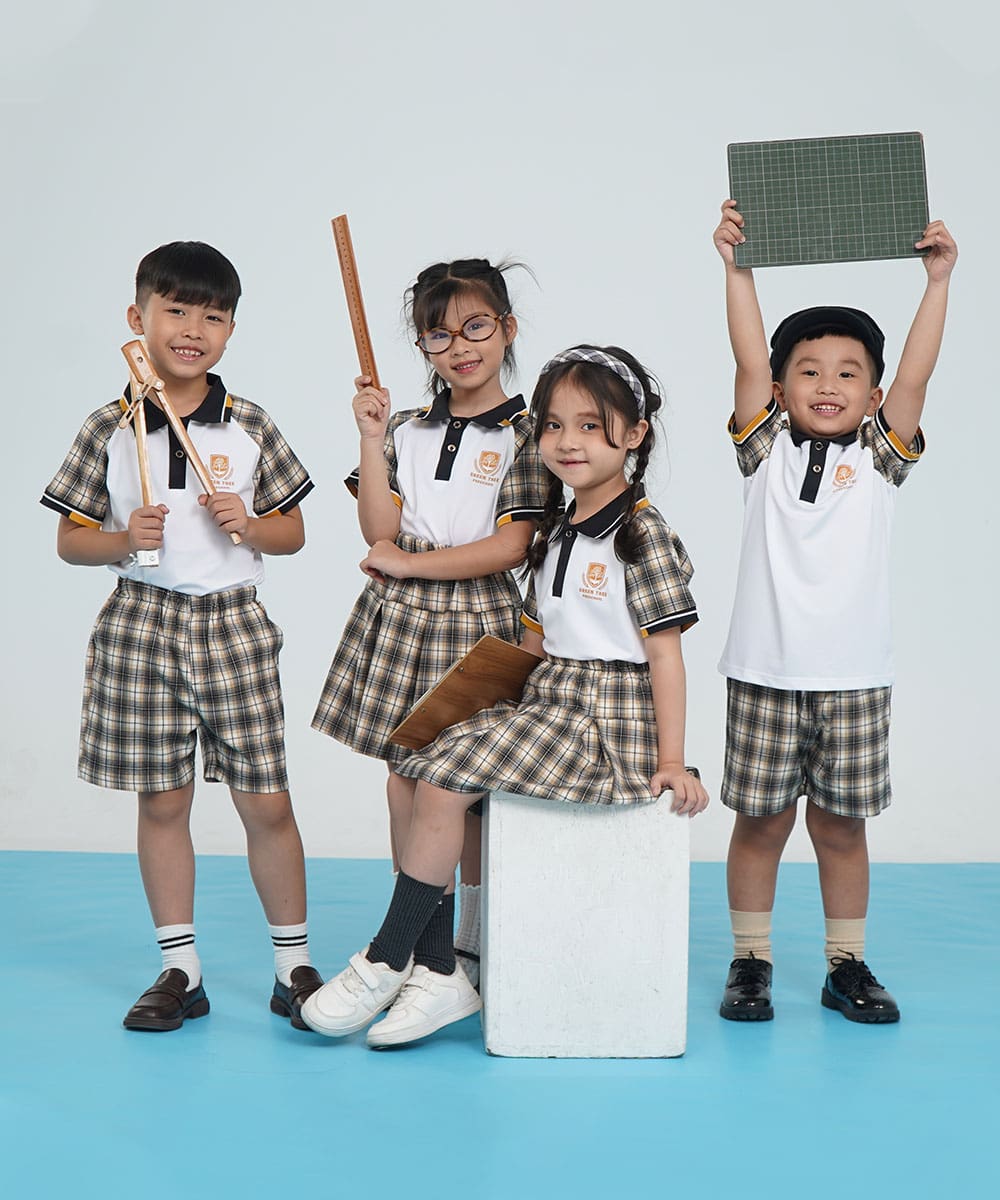 Bộ Đồng Phục Học Sinh Mầm Non Mầm Non Nam/Nữ Phối Kẻ Caro Cao Cấp