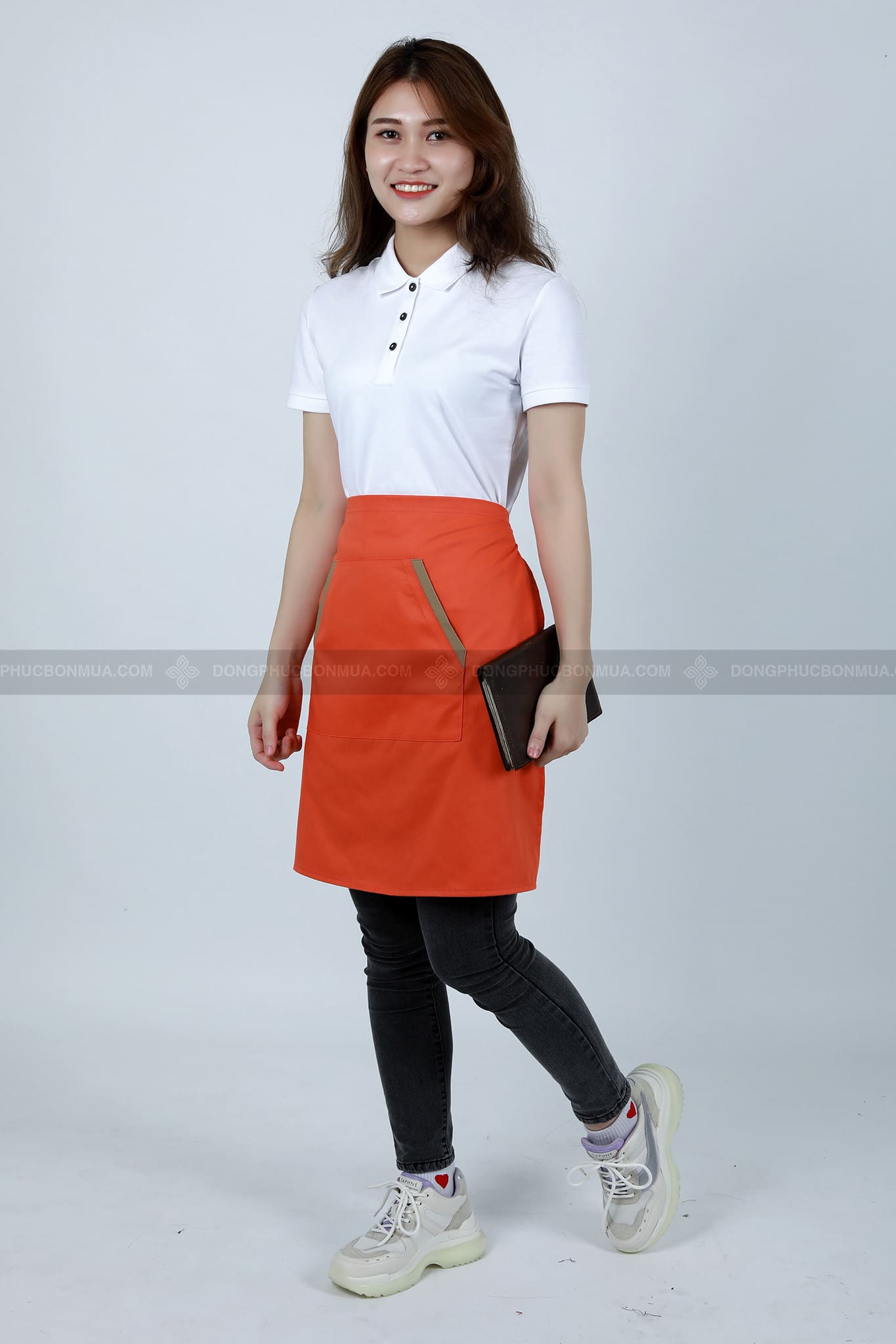 Tạp dề nửa người màu cam túi chéo