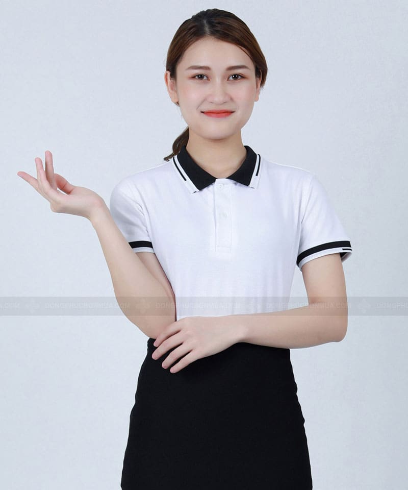 Áo thun đồng phục công sở trắng phối cổ sọc đen trắng
