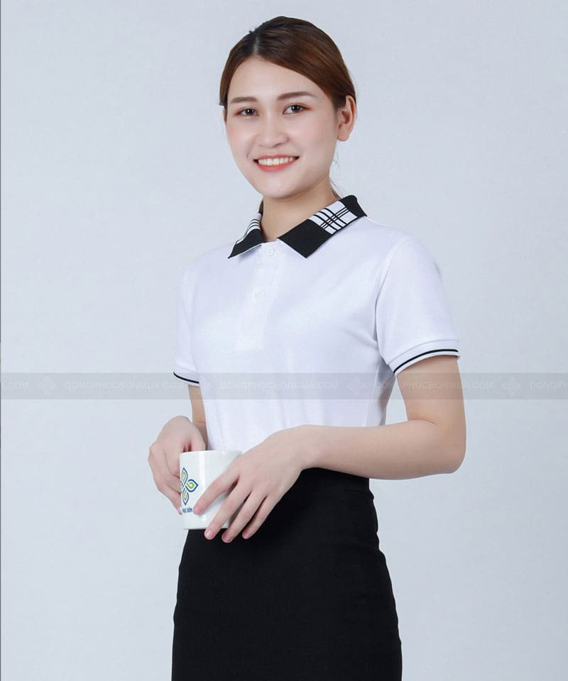 mau-ban-san-ao-polo-trang-phoi-co-caro-trang-den-1