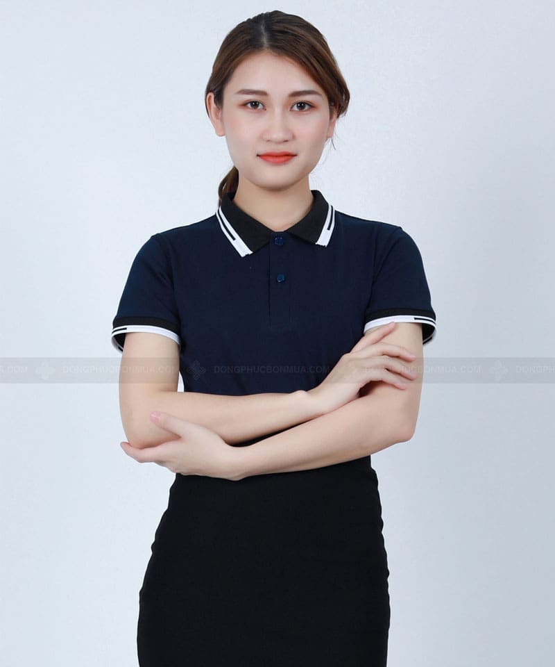 Đồng phục áo phông tím than phối cổ sọc đen trắng