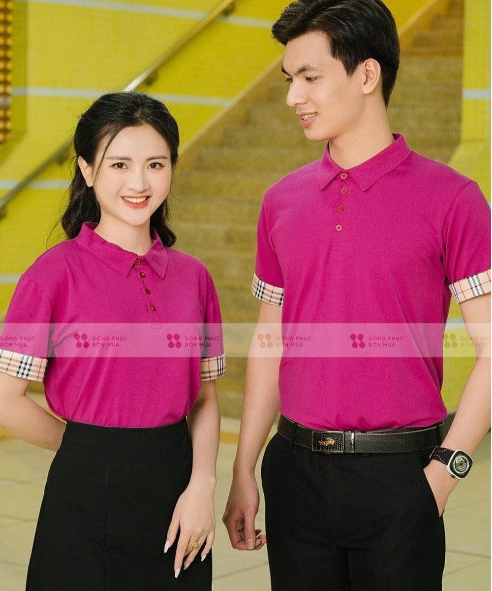Áo thun đồng phục công ty màu hồng đậm phối kẻ tay