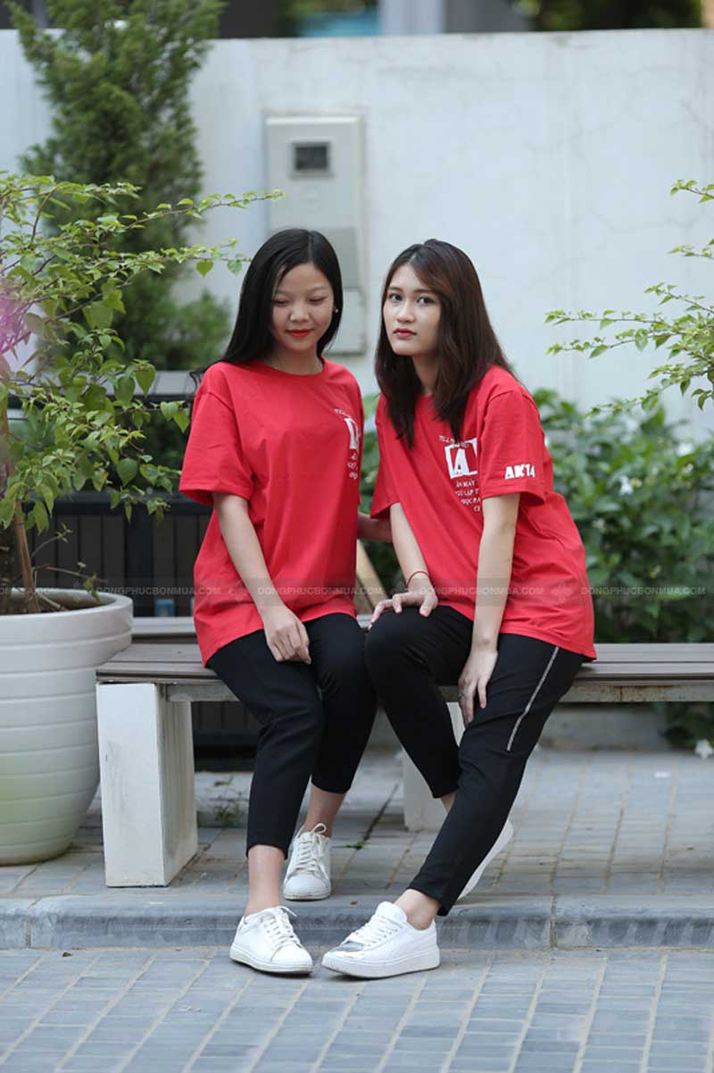 Áo phông đồng phục lớp oversize